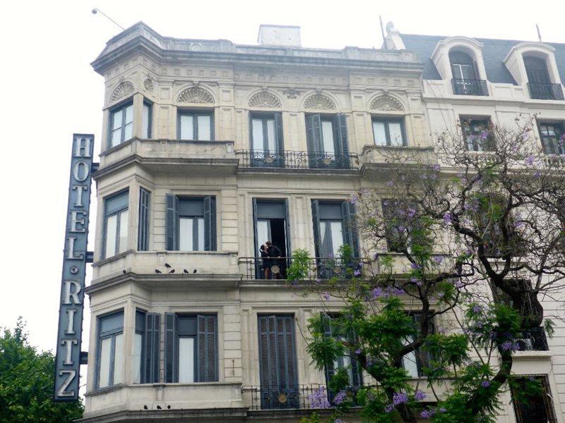 Hostel Inn Buenos Aires Bagian luar foto