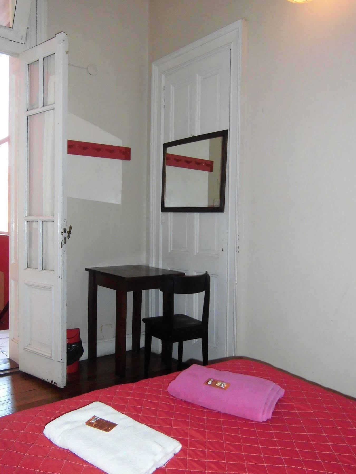 Hostel Inn Buenos Aires Bagian luar foto