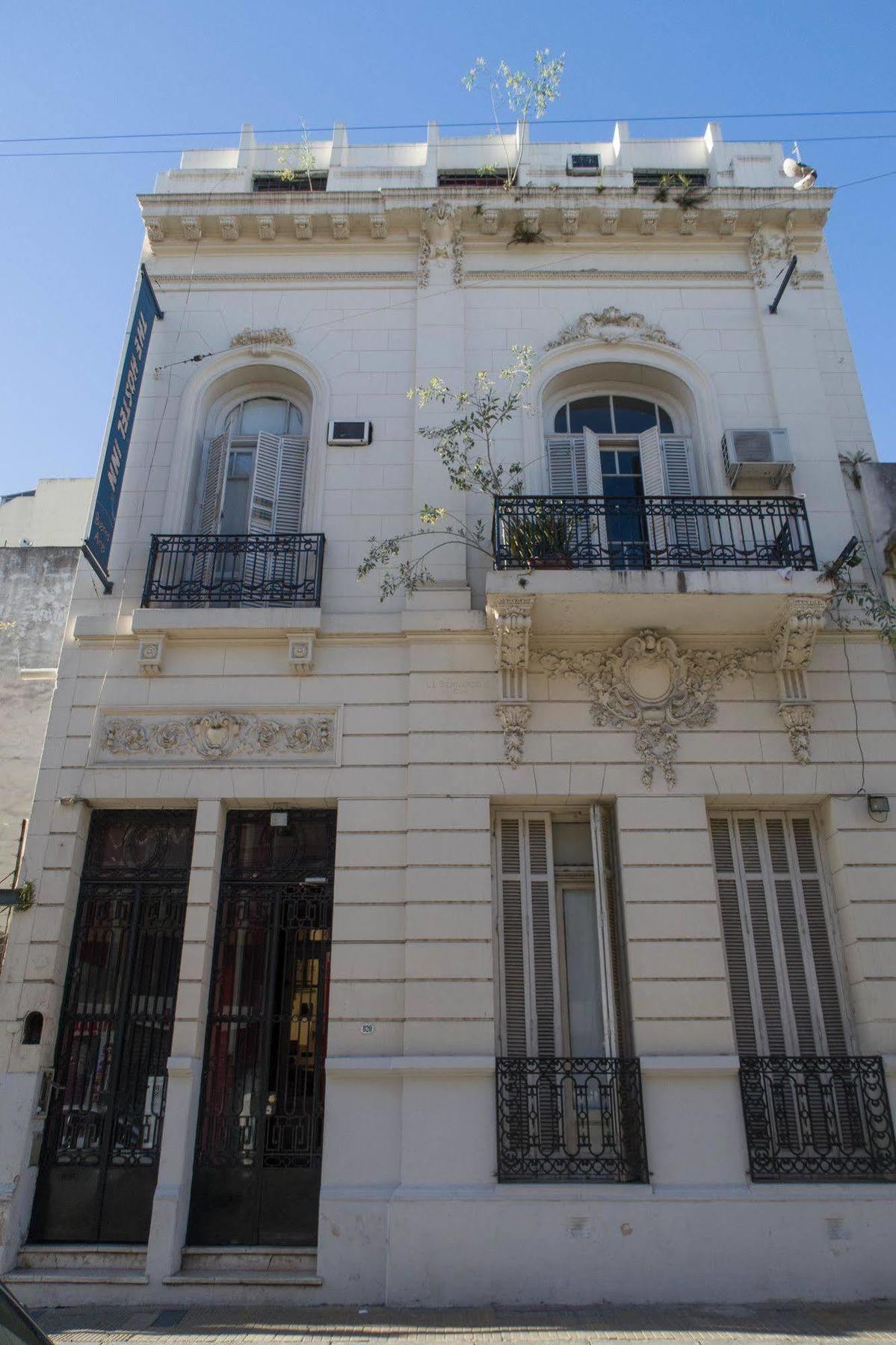 Hostel Inn Buenos Aires Bagian luar foto